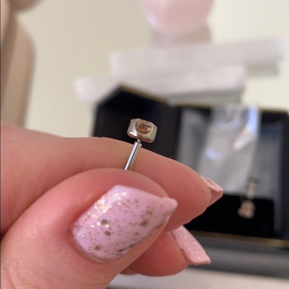 Flat back earrings for cartilage - Picture 5 of 16